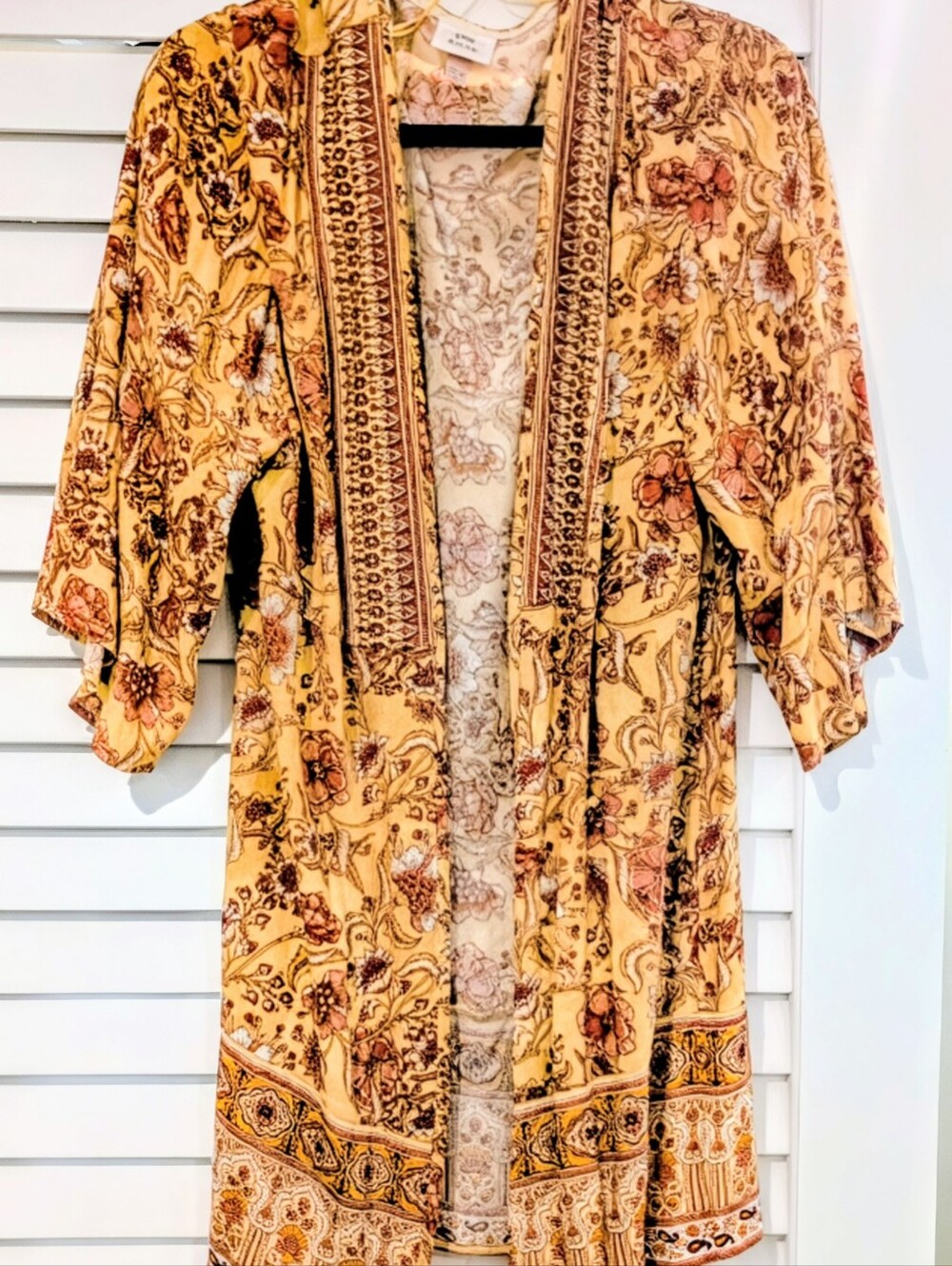 NWOT! Knox Rose Floral Boho Kimono Beach Cover Up in Yellow, Brown & Pink